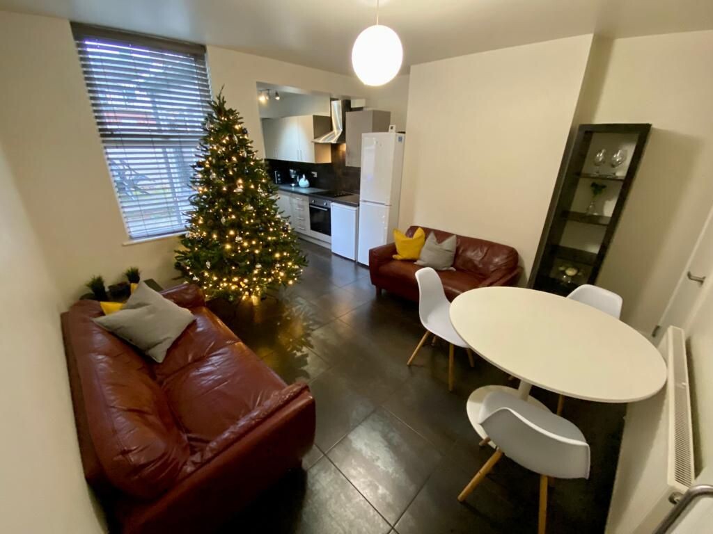 6 bedroom house for rent Kearsley Road, Sheffield, S2 4TE UniHomes
