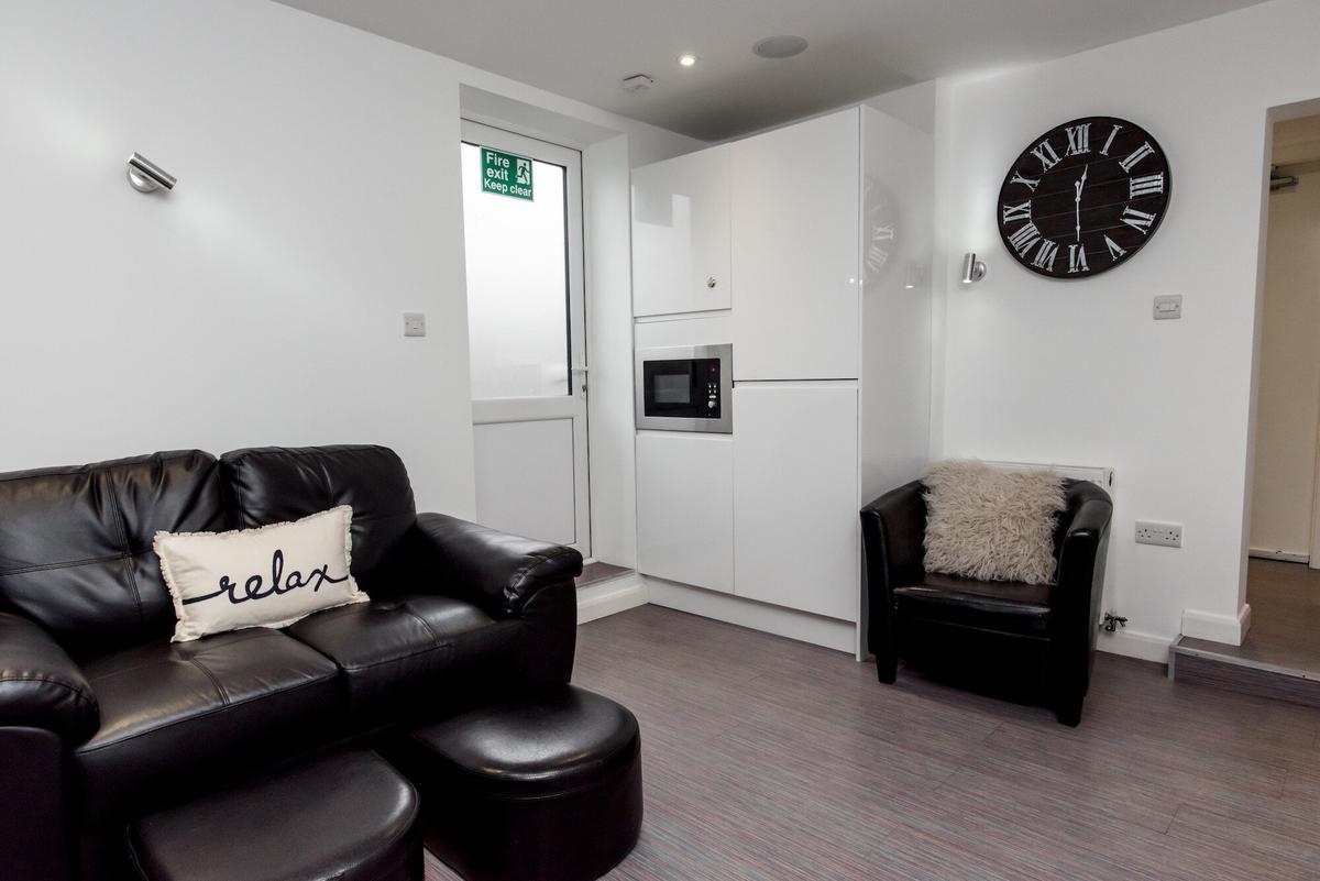 4 bedroom house for rent Stubbs Gate, Keele, ST5 1LU UniHomes