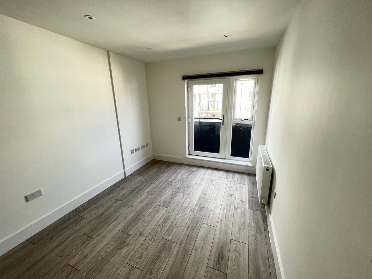 2 bedroom apartment on The Balbirs, Portswood Road, Portswood, Southampton