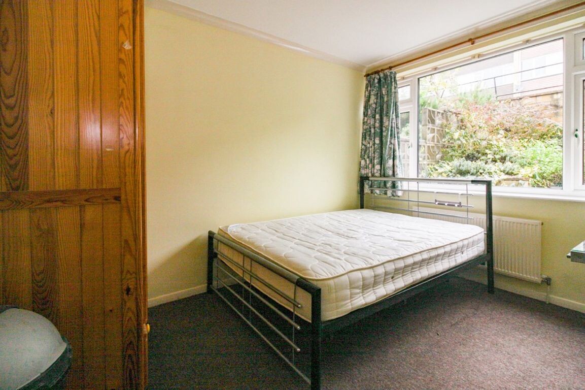 4 bedroom house for rent Alpine Gardens, Bath, BA1 5PB UniHomes