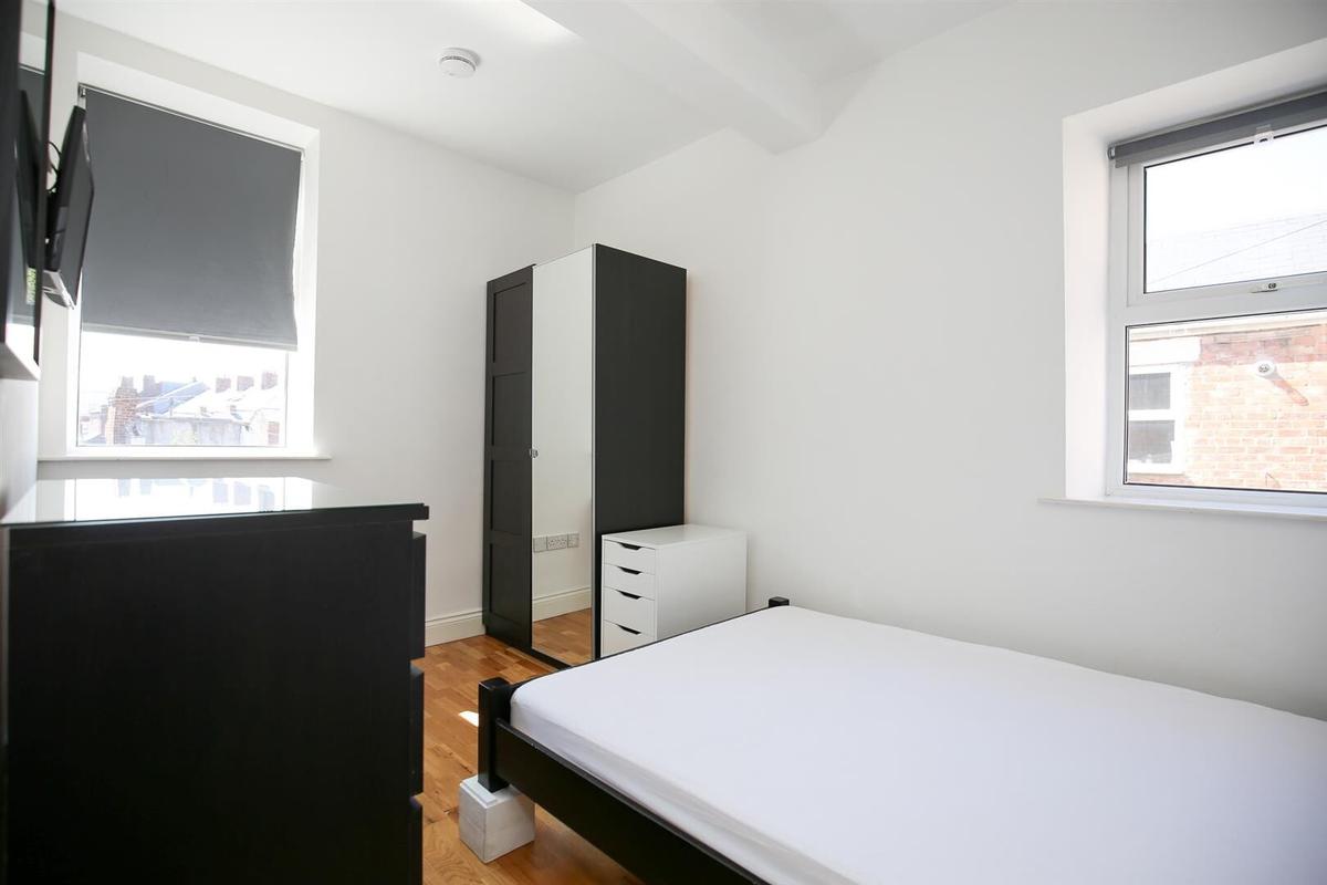 6 bedroom apartment for rent Heaton Road, Newcastle, NE6 5HE UniHomes