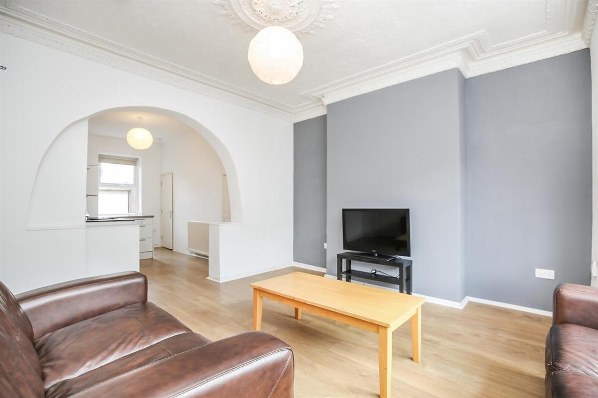 3 bedroom house for rent Warwick Street, Newcastle, NE6 5AQ UniHomes