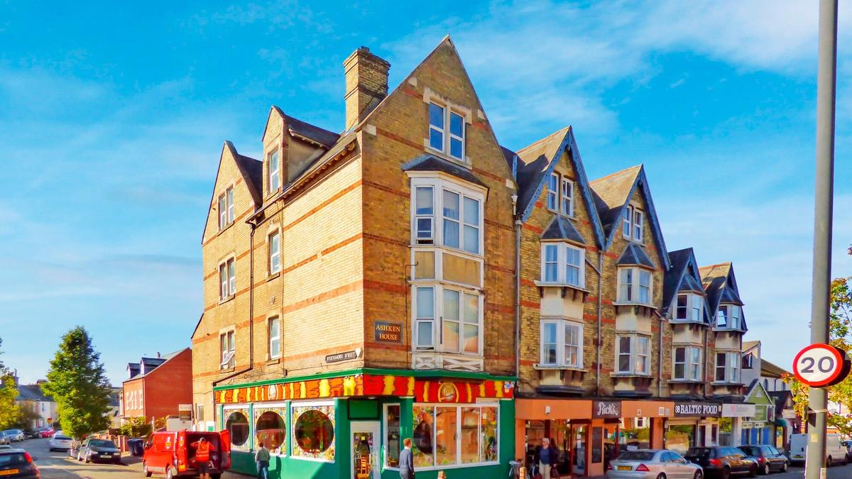 4 bedroom apartment for rent Cowley Road, Oxford, OX4 1JE UniHomes