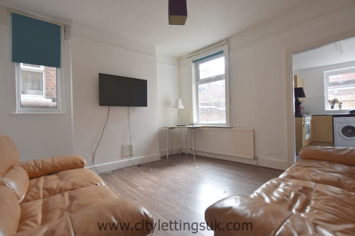 5 bedroom house for rent Dunlop Avenue, Nottingham, NG7 2BW UniHomes