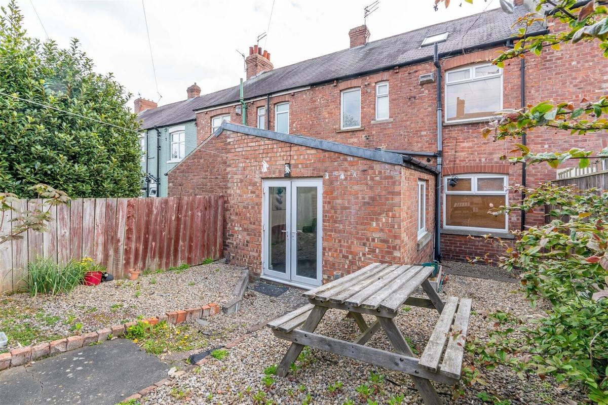 5 bedroom house for rent Wingrove Road, Newcastle, NE4 9BY UniHomes