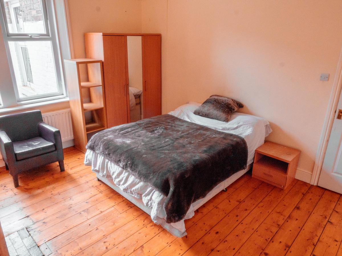 6 bedroom house for rent Larkspur Terrace, Newcastle, NE2 2DU UniHomes