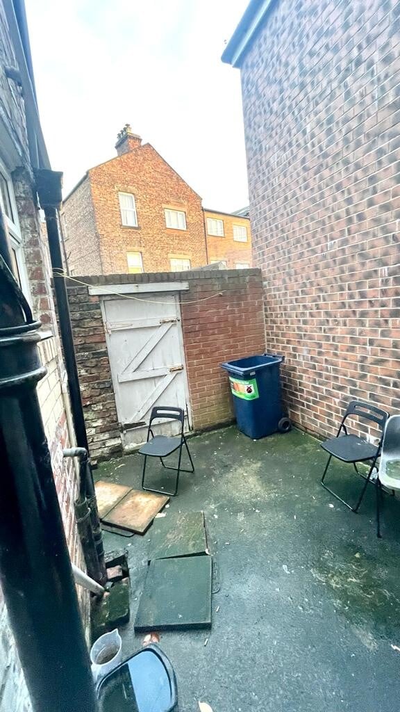 4 bedroom house for rent Clayton Park Square, Newcastle, NE2 4DP UniHomes