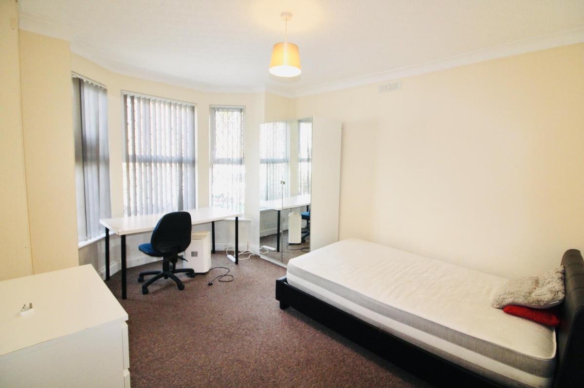 5 bedroom house for rent Balfour Road, Nottingham, NG7 1NY UniHomes