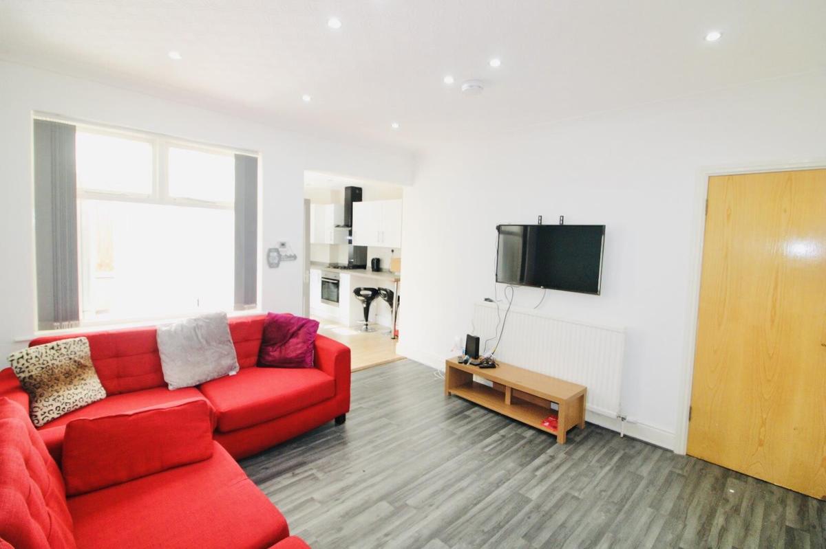 5 bedroom house for rent Balfour Road, Nottingham, NG7 1NY UniHomes