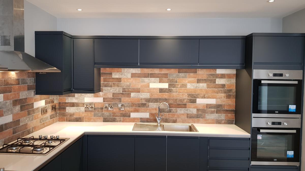 6 bedroom house on Medmerry Hill, Moulsecoomb, Brighton