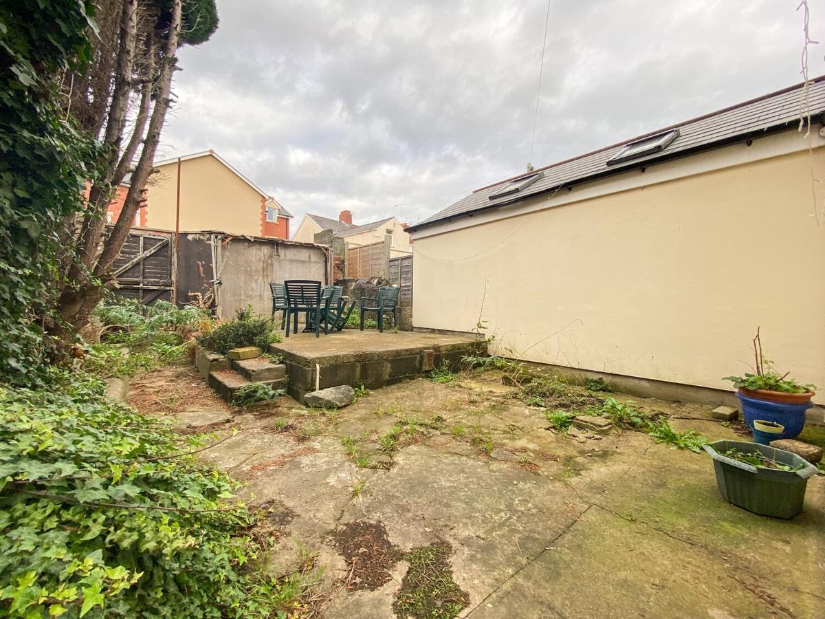 5 bedroom house for rent Llantrisant Street, Cardiff, CF24 4JE UniHomes