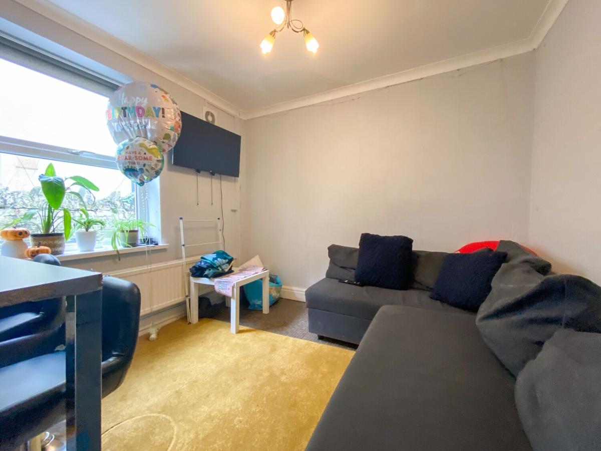 5 bedroom house for rent Llantrisant Street, Cardiff, CF24 4JE UniHomes