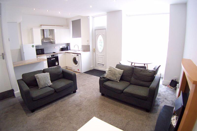 3 bedroom house on Trelawn Avenue, Headingley, Leeds
