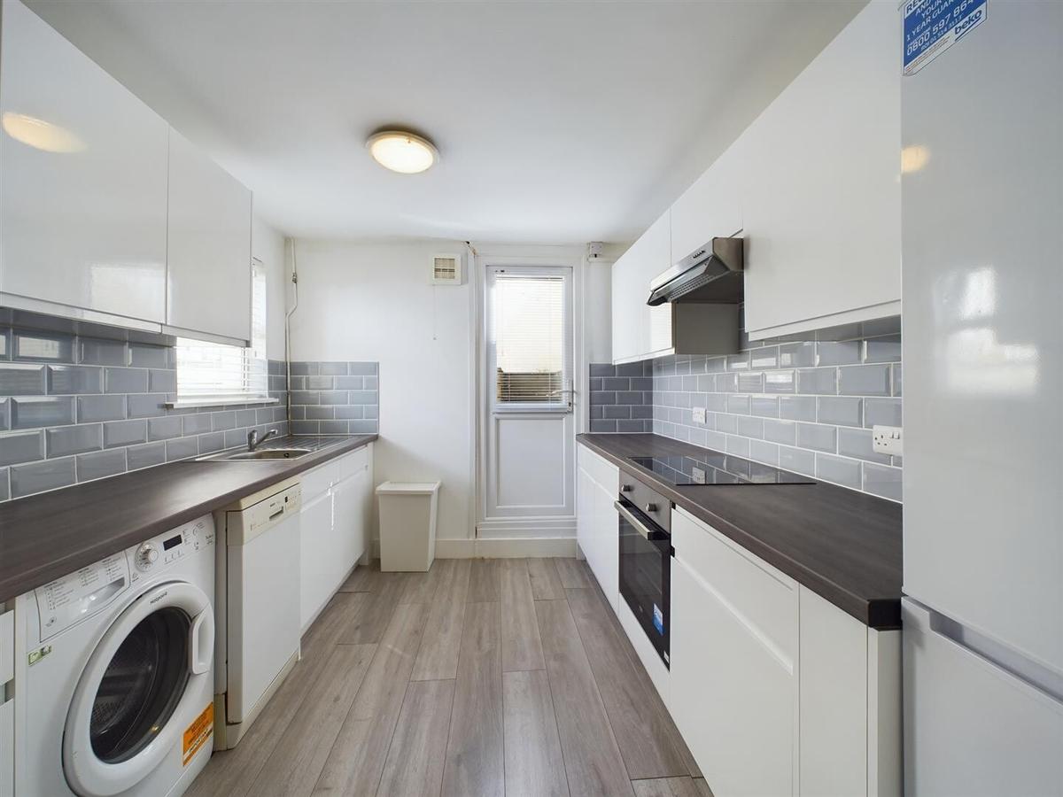 3 bedroom apartment for rent Hastings Road, Brighton, BN2 3AF UniHomes