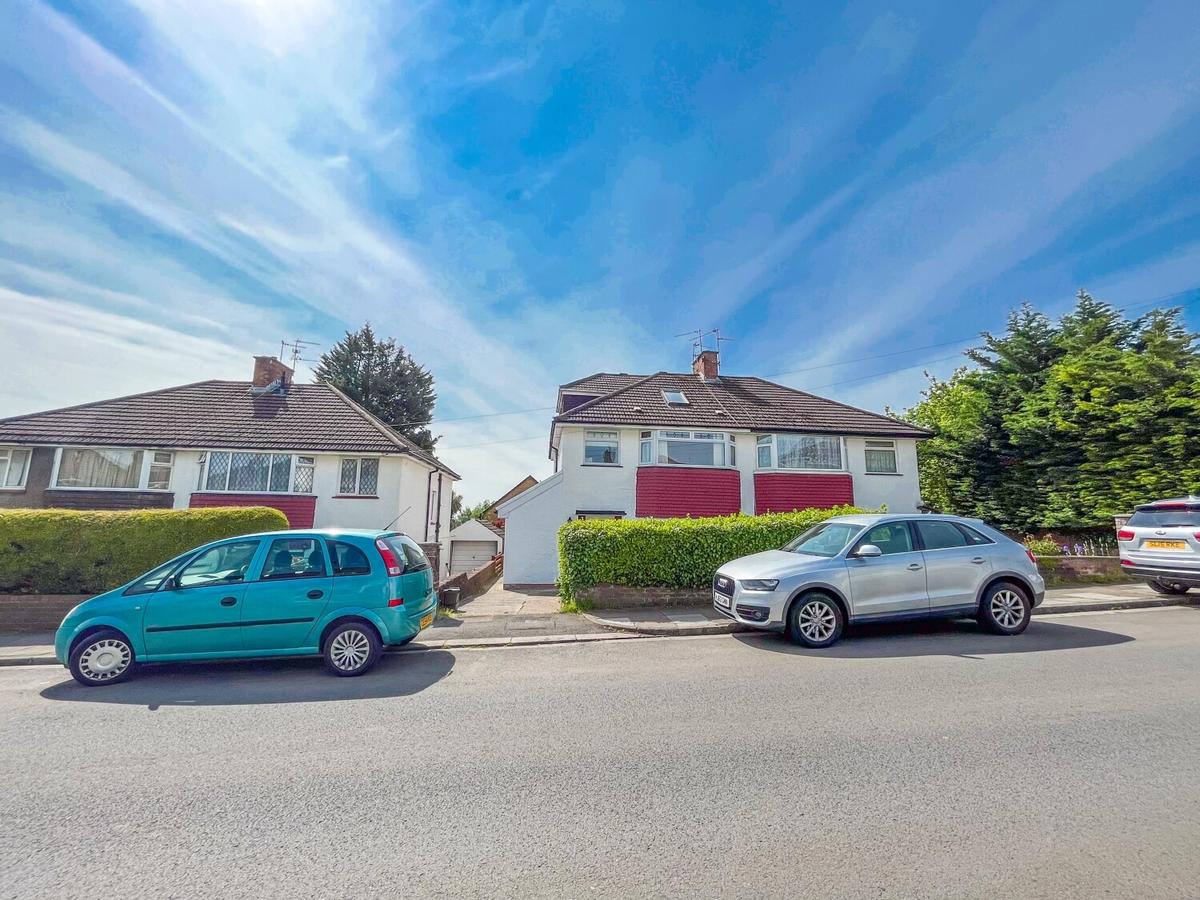 4 bedroom house for rent Hampton Court Road, Cardiff, CF23 9DH UniHomes