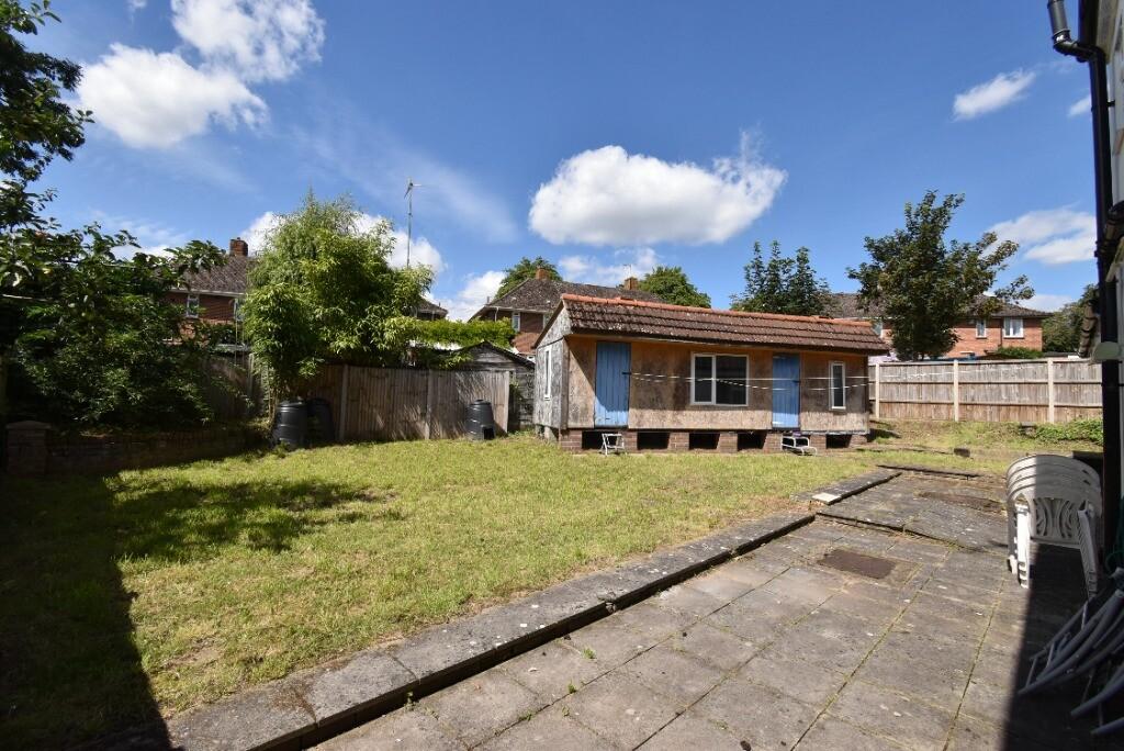 5 bedroom house for rent Cresswell Close, Norwich, NR5 8SB UniHomes