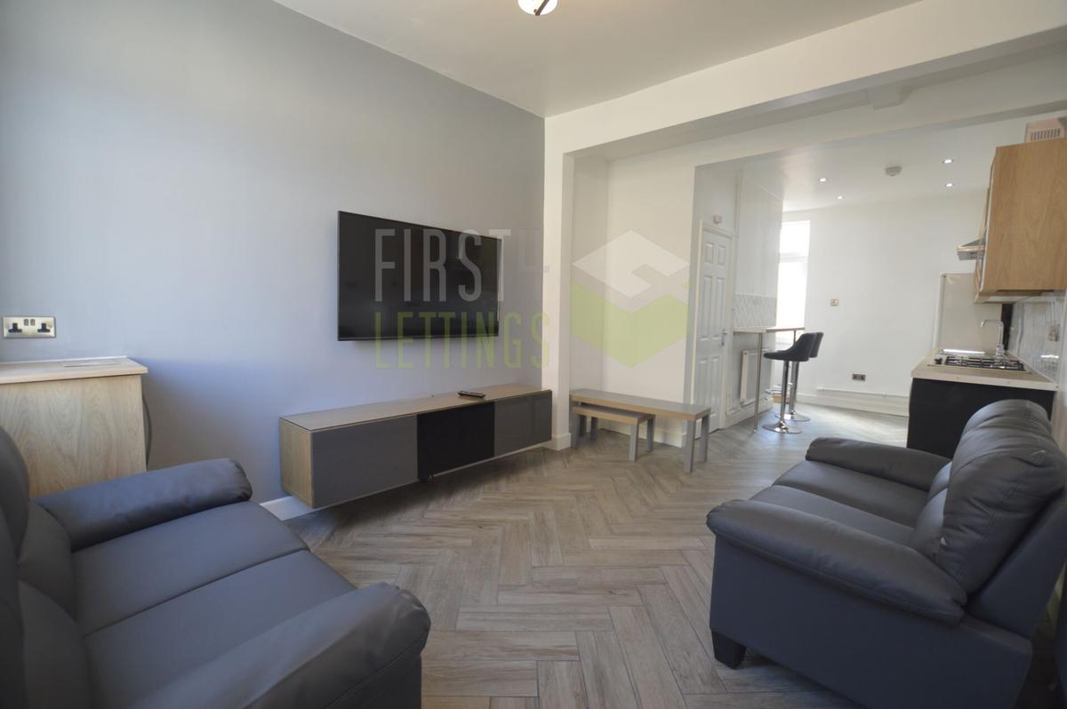 4 bedroom house for rent Leopold Road, Leicester, LE2 1YB UniHomes