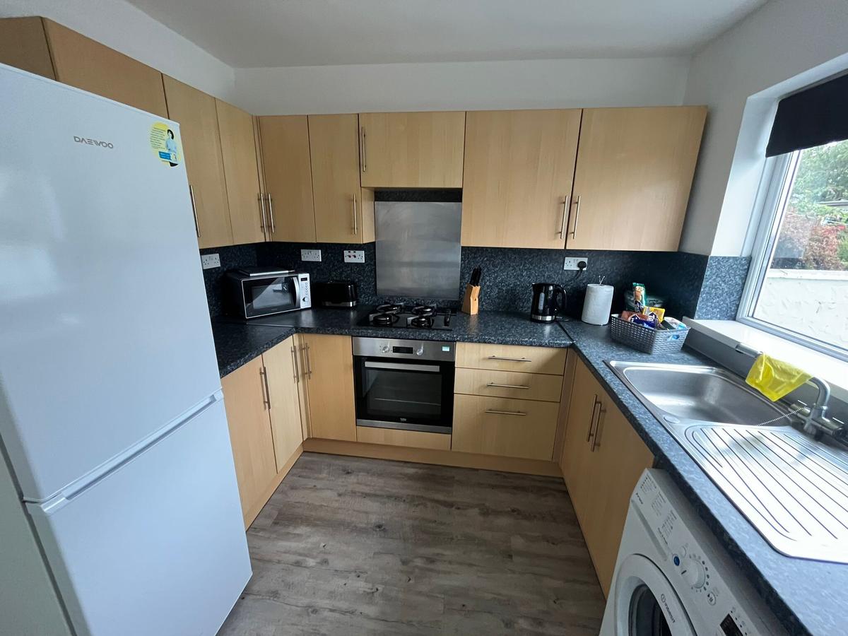 4 bedroom house for rent Kemble Street, Swansea, SA2 0BX UniHomes