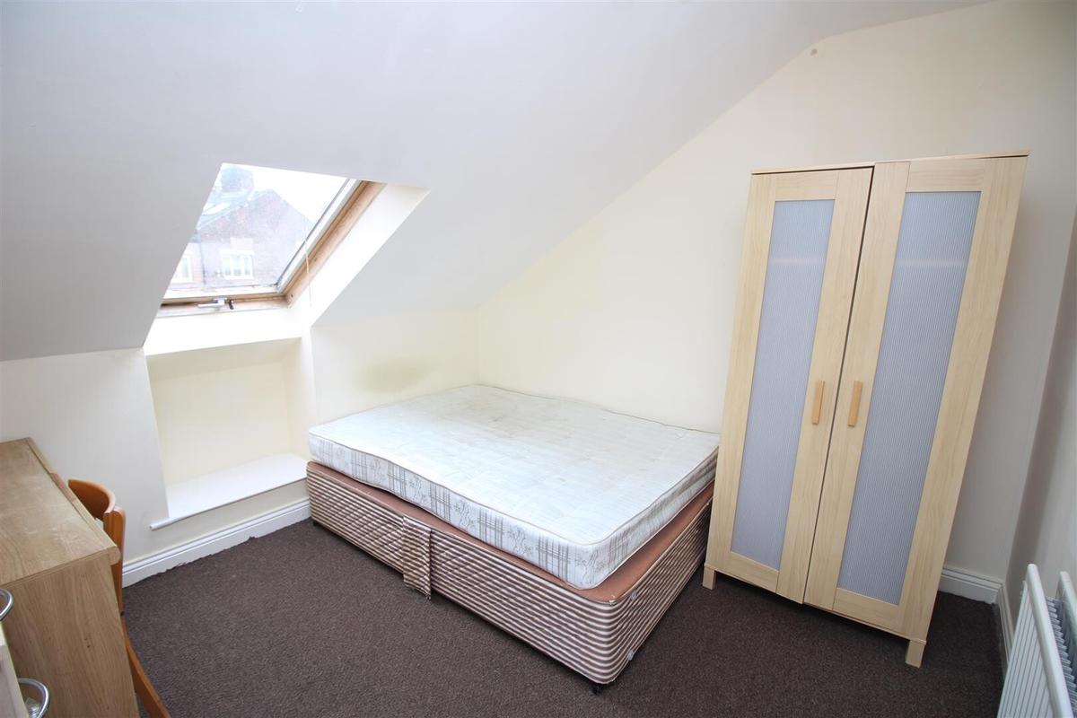 6 bedroom house for rent Clayton Park Square, Newcastle, NE2 4DP UniHomes