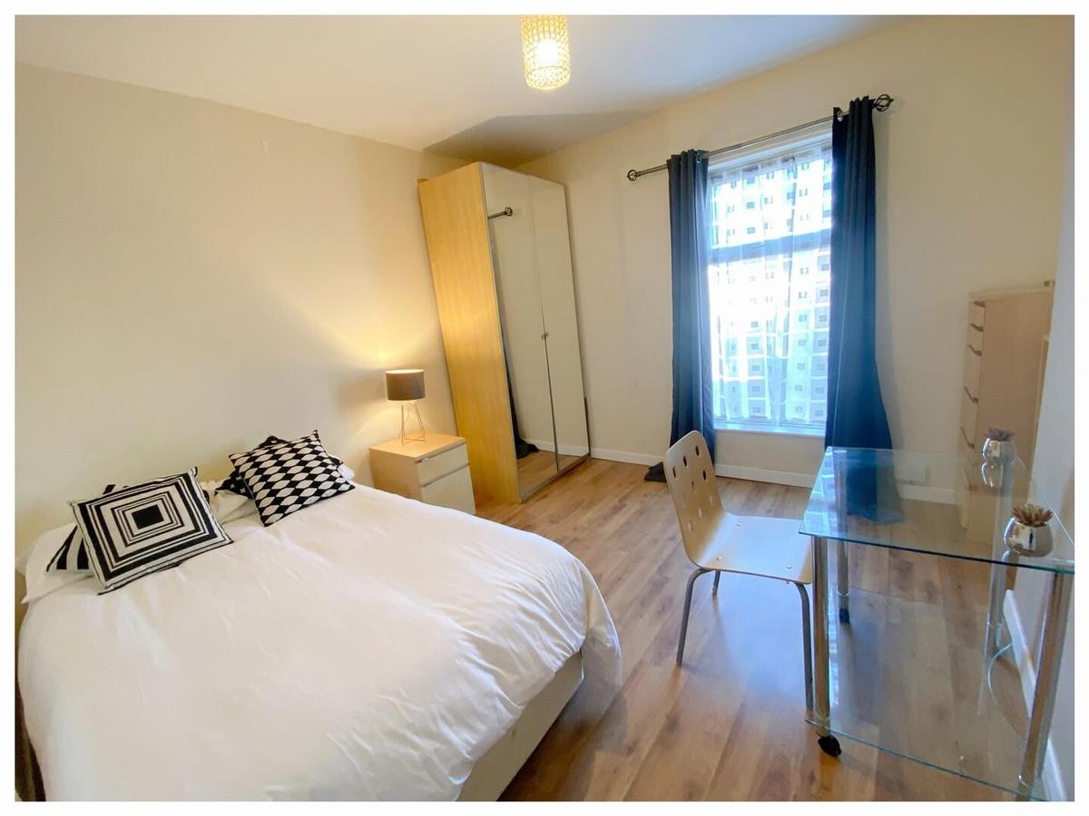 3 bedroom house for rent Lancing Road, Sheffield, S2 4EW UniHomes