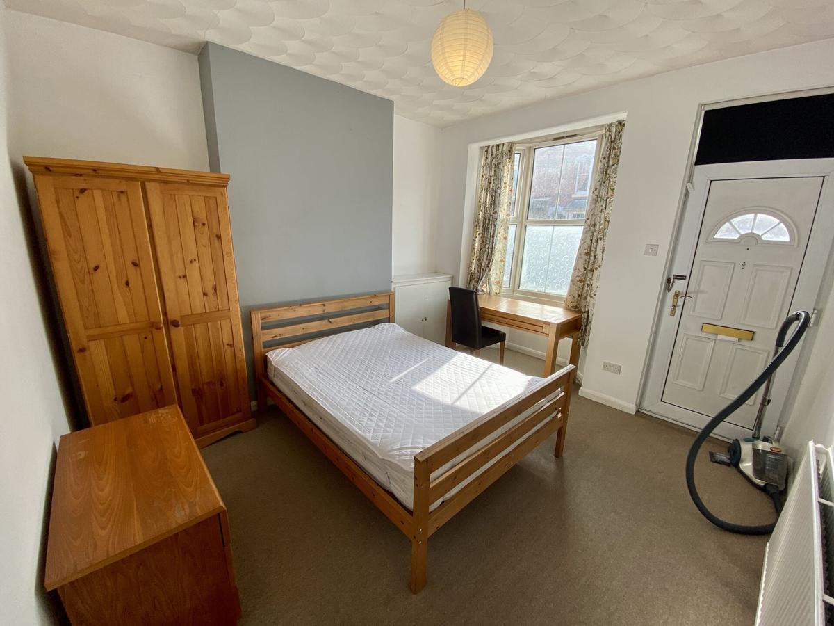 5 bedroom house for rent Clarendon Park Road, Leicester, LE2 3AJ UniHomes