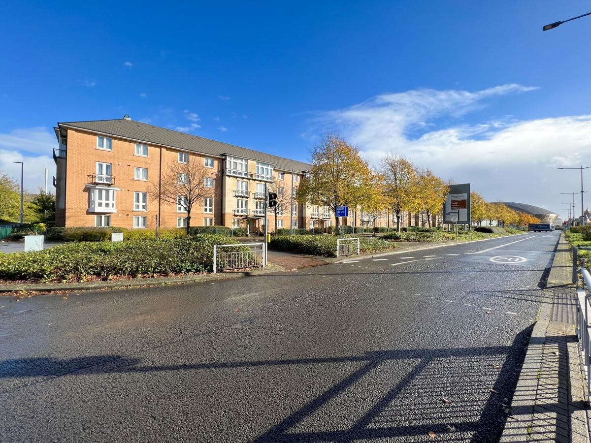 2 bedroom apartment for rent Amalfi House, Lloyd Avenue, Cardiff