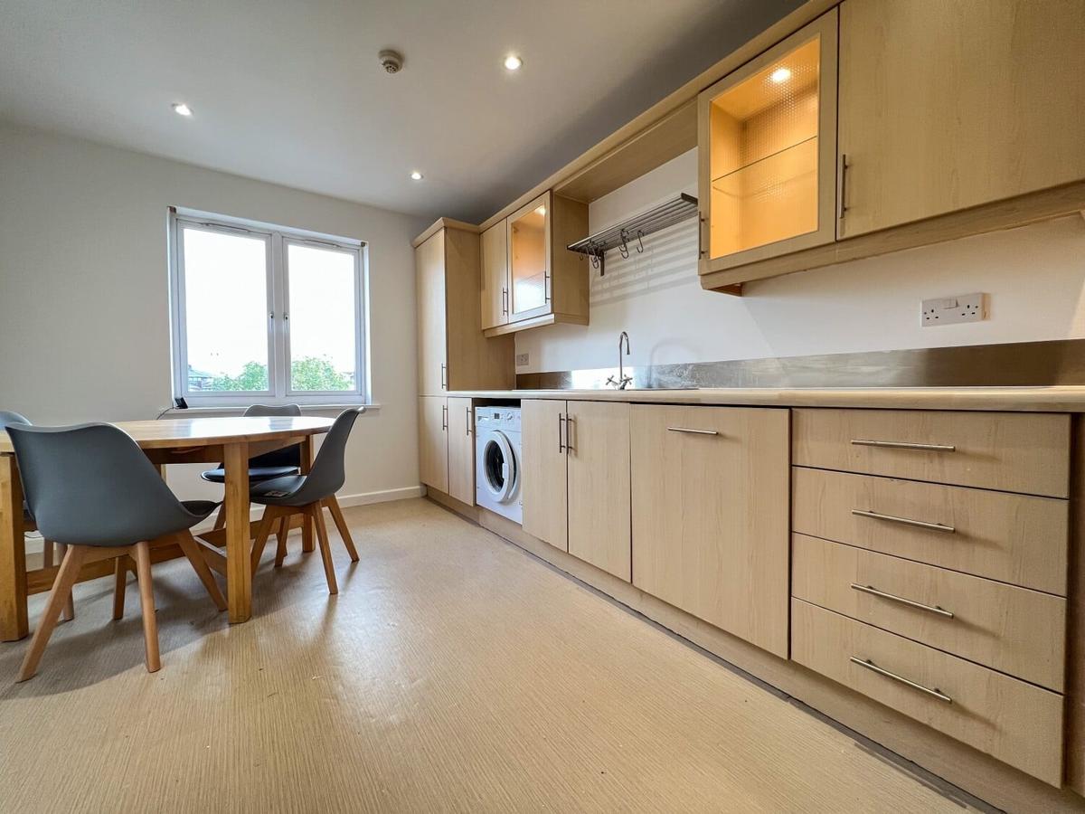 2 bedroom apartment for rent Amalfi House, Lloyd Avenue, Cardiff