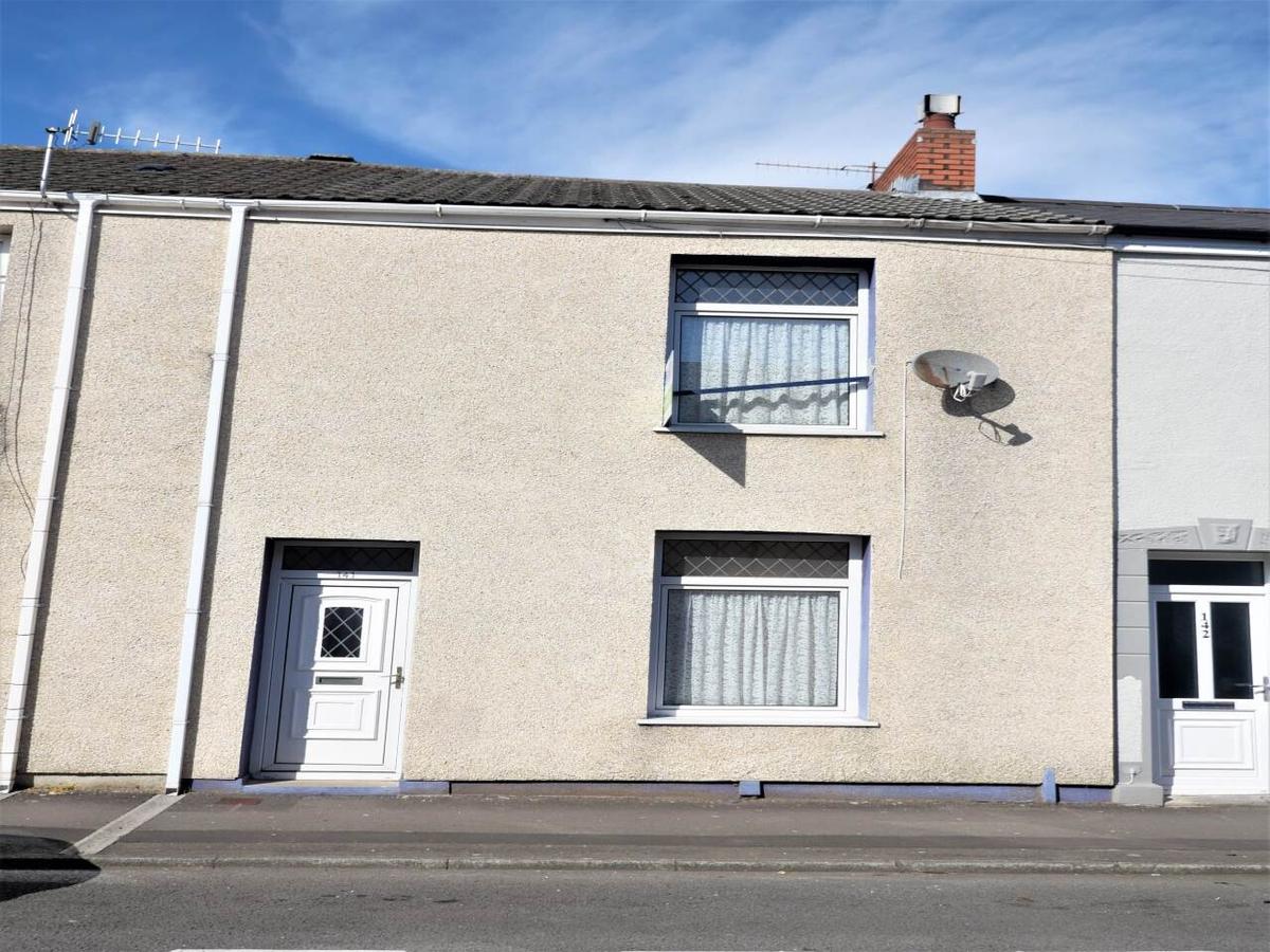 4 bedroom house for rent Western Street, Sandfields, City Centre