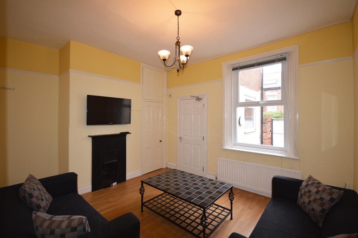 4 bedroom house on Warwick Street, Heaton, Newcastle