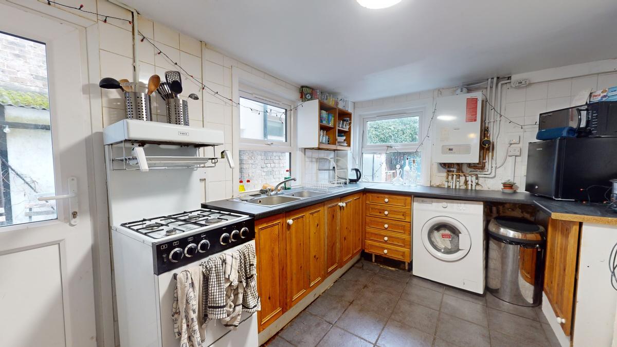 4 bedroom house for rent Viaduct Road, Brighton, BN1 4ND UniHomes