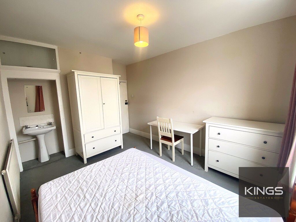 4 bedroom house for rent Manners Road, Portsmouth, PO4 0BD UniHomes