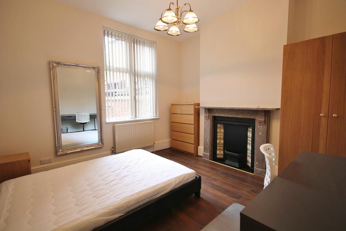 4 bedroom house for rent Hinckley Road, Leicester, LE3 0TB UniHomes