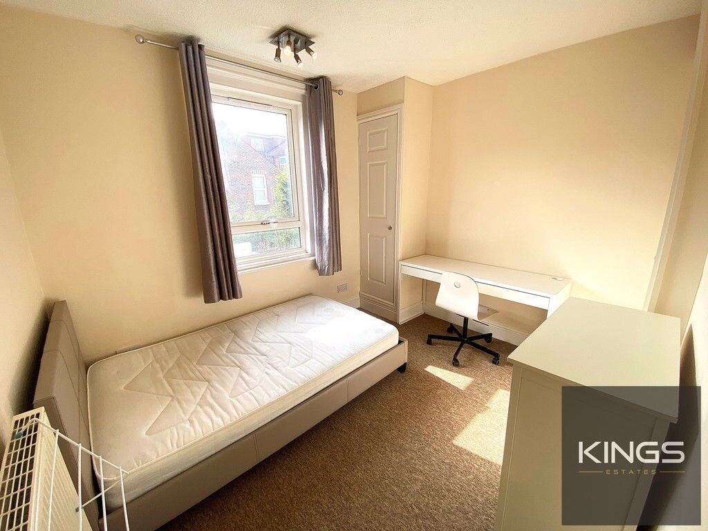 3 bedroom apartment for rent Worthing Road, Portsmouth, PO5 2RN UniHomes