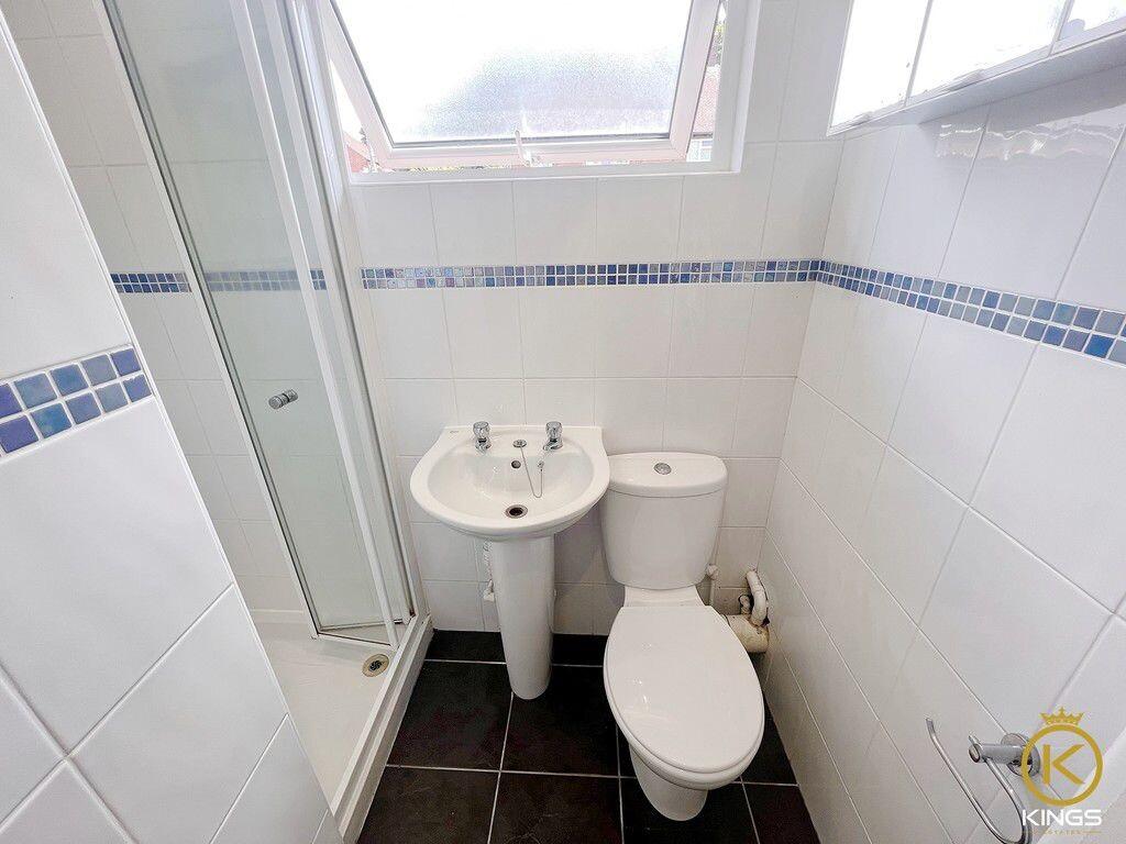 5 bedroom house for rent Park Barn Drive, Surrey, GU2 8ER UniHomes