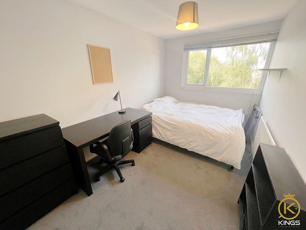 5 bedroom house for rent Park Barn Drive, Surrey, GU2 8ER UniHomes