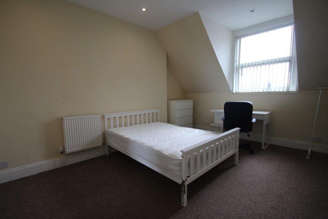 3 bedroom house for rent Braunstone Gate, Leicester, LE3 5LH UniHomes