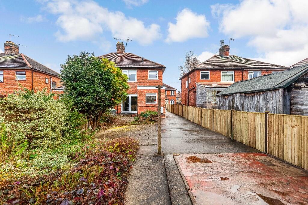 4 bedroom house for rent Maple Avenue Beeston, Nottingham, NG9 1PW