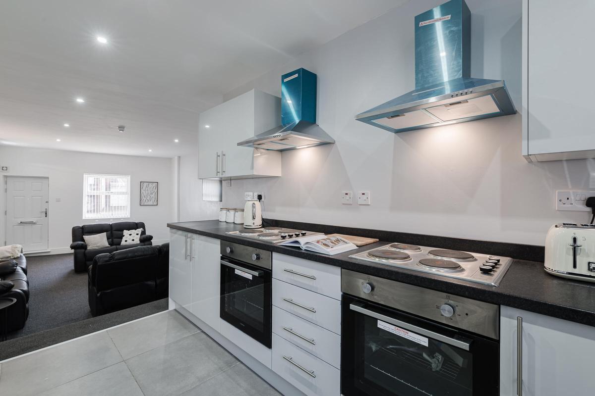 8 bedroom house for rent Kensington, Liverpool, L7 2RG UniHomes