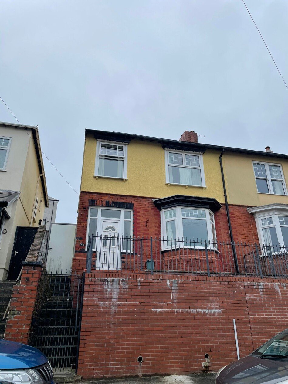 4 bedroom house for rent Pinewood Road, Swansea, SA2 0LT UniHomes