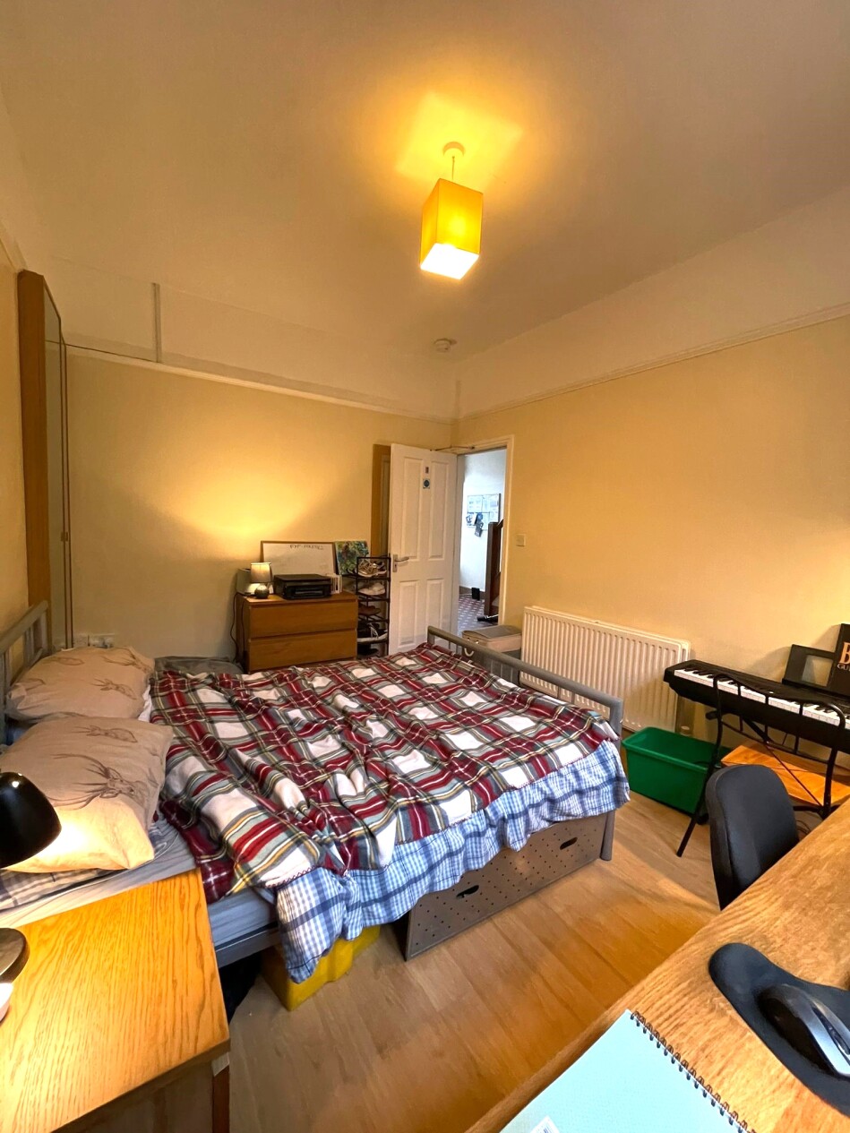 4 bedroom house for rent Pinewood Road, Swansea, SA2 0LT UniHomes