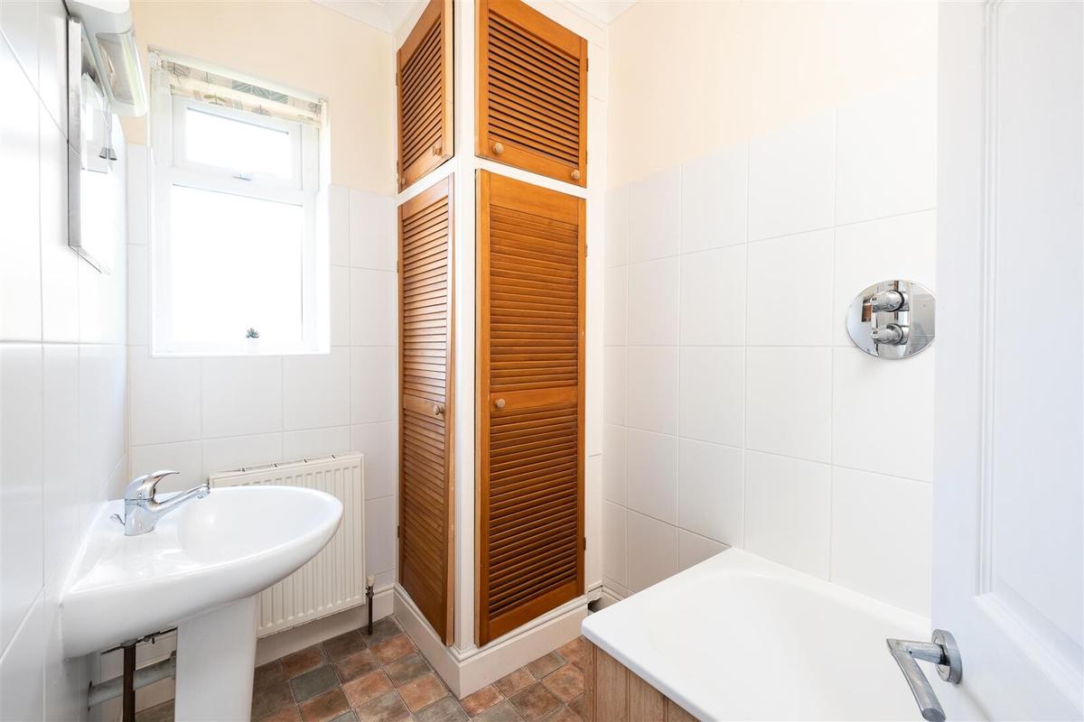 4 bedroom house for rent Canterbury Road, Bath, BA2 3LG UniHomes