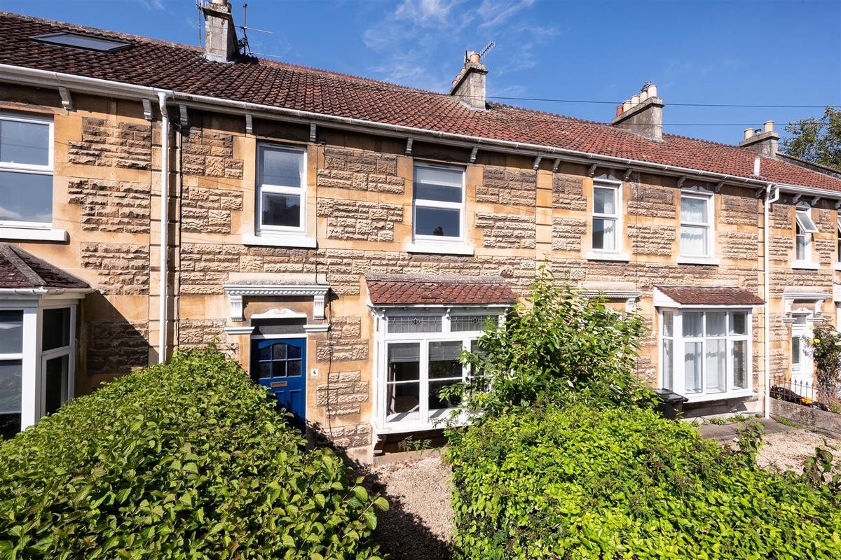 4 bedroom house for rent Canterbury Road, Bath, BA2 3LG UniHomes