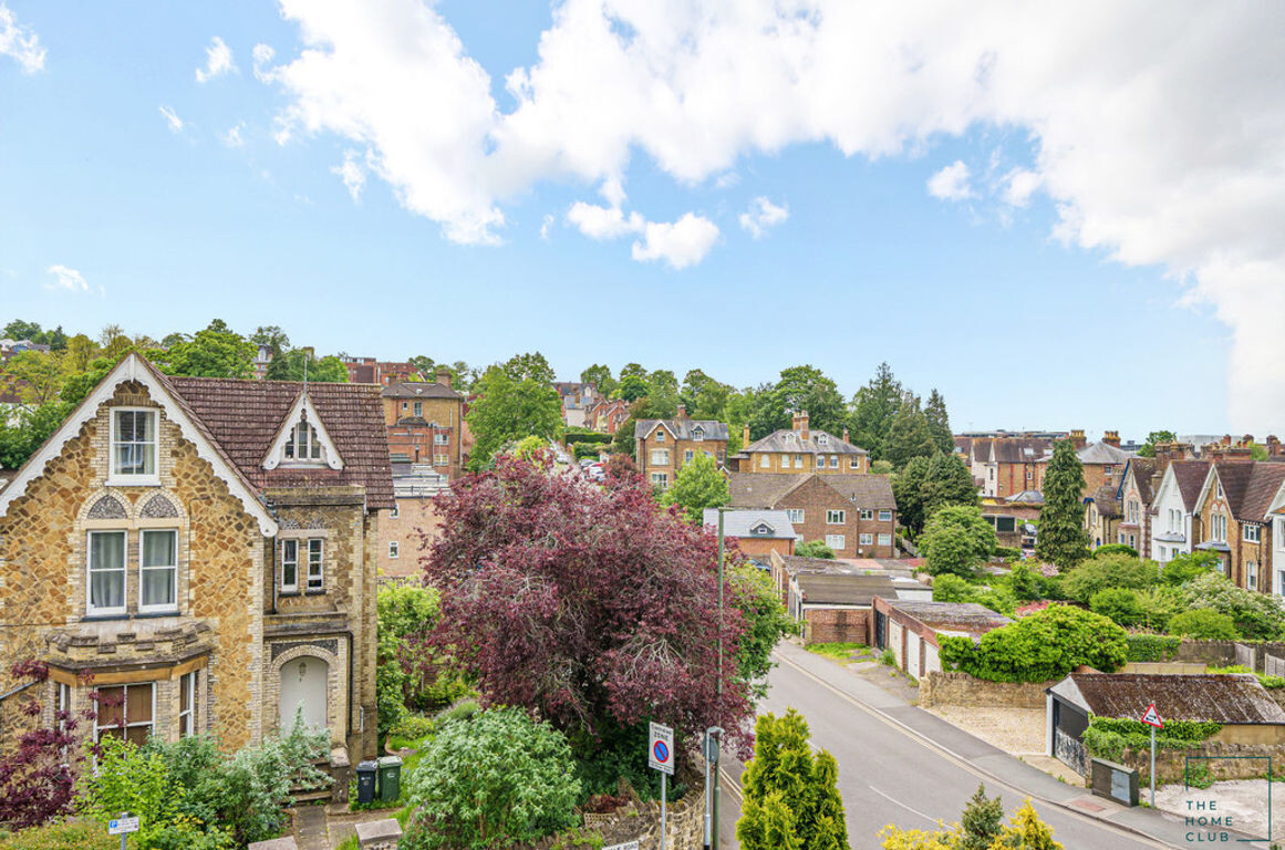 4 bedroom house for rent Baillie Road, Surrey, GU1 3LN UniHomes