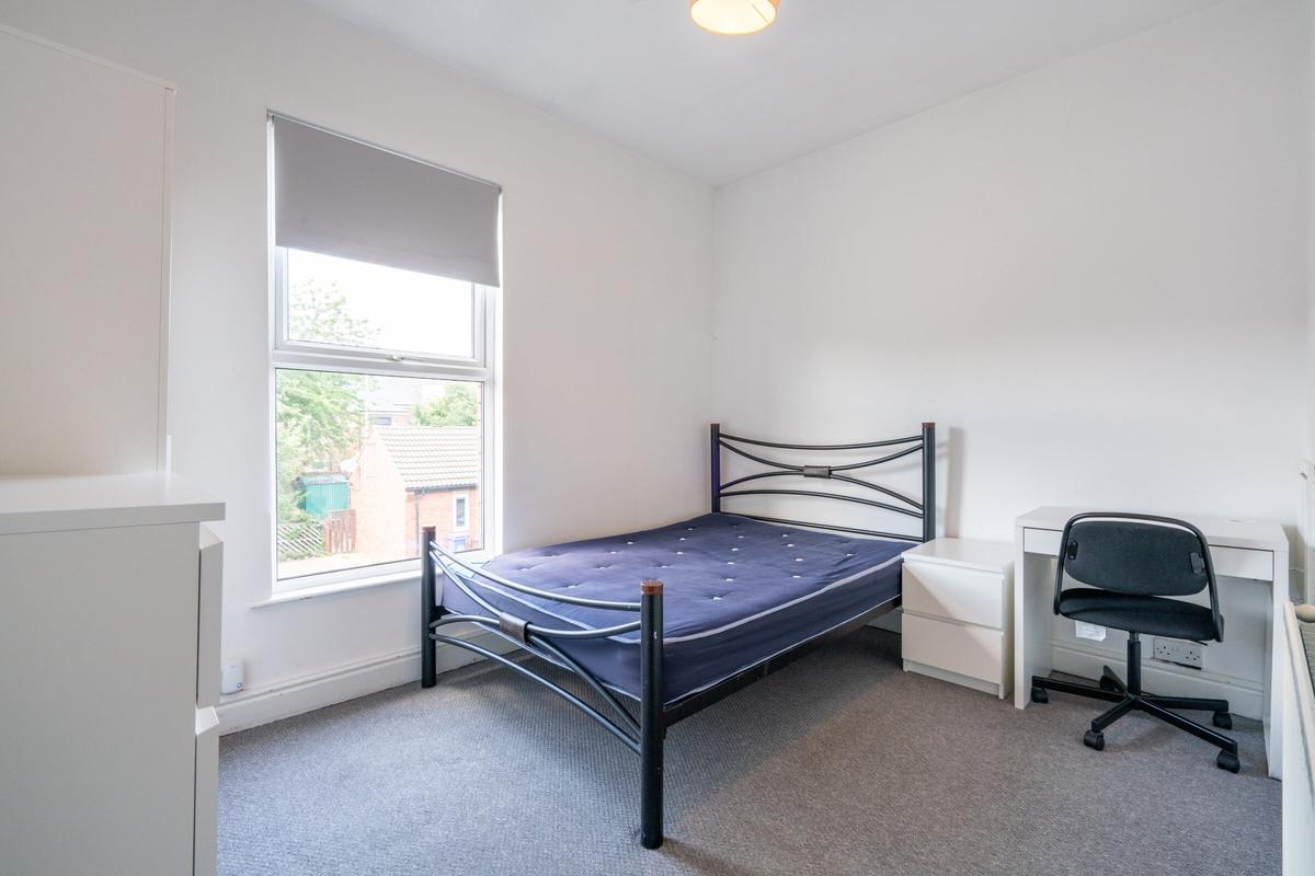 4 bedroom house for rent Lancing Road, Sheffield, S2 4EW UniHomes
