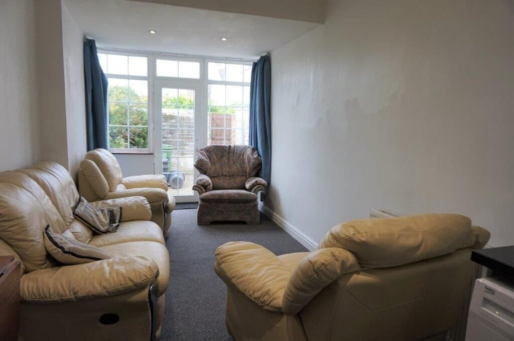 5 bedroom house for rent Francis Avenue, Portsmouth, PO4 0HL UniHomes