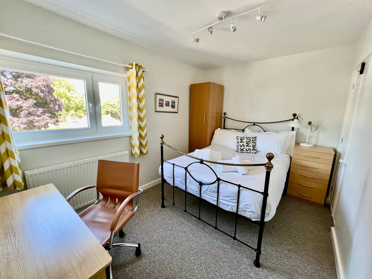 5 bedroom house for rent Cleeve Green, Bath, BA2 1SD UniHomes