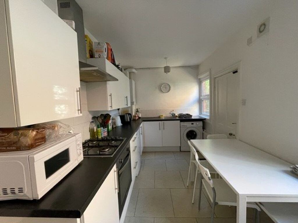 4 bedroom house for rent Lorne Road, Leicester, LE2 1YH UniHomes