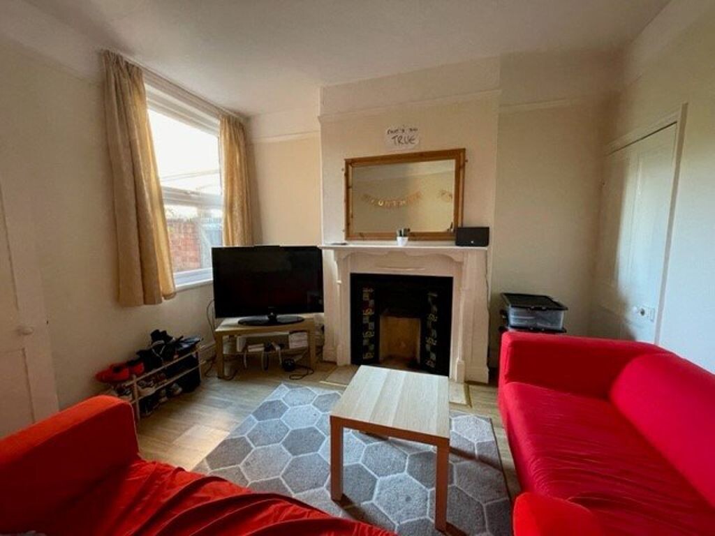 4 bedroom house for rent Lorne Road, Leicester, LE2 1YH UniHomes