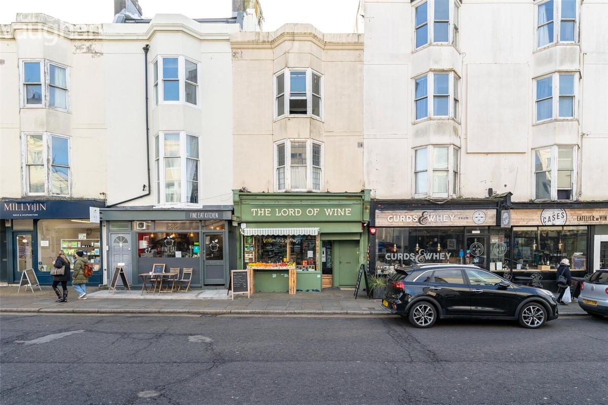 3 bedroom house for rent Western Road, Brighton, BN3 1AF UniHomes