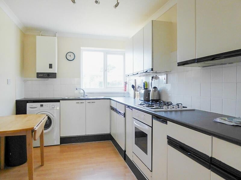 4 bedroom house for rent Sundridge Close, Canterbury, CT2 7QW UniHomes